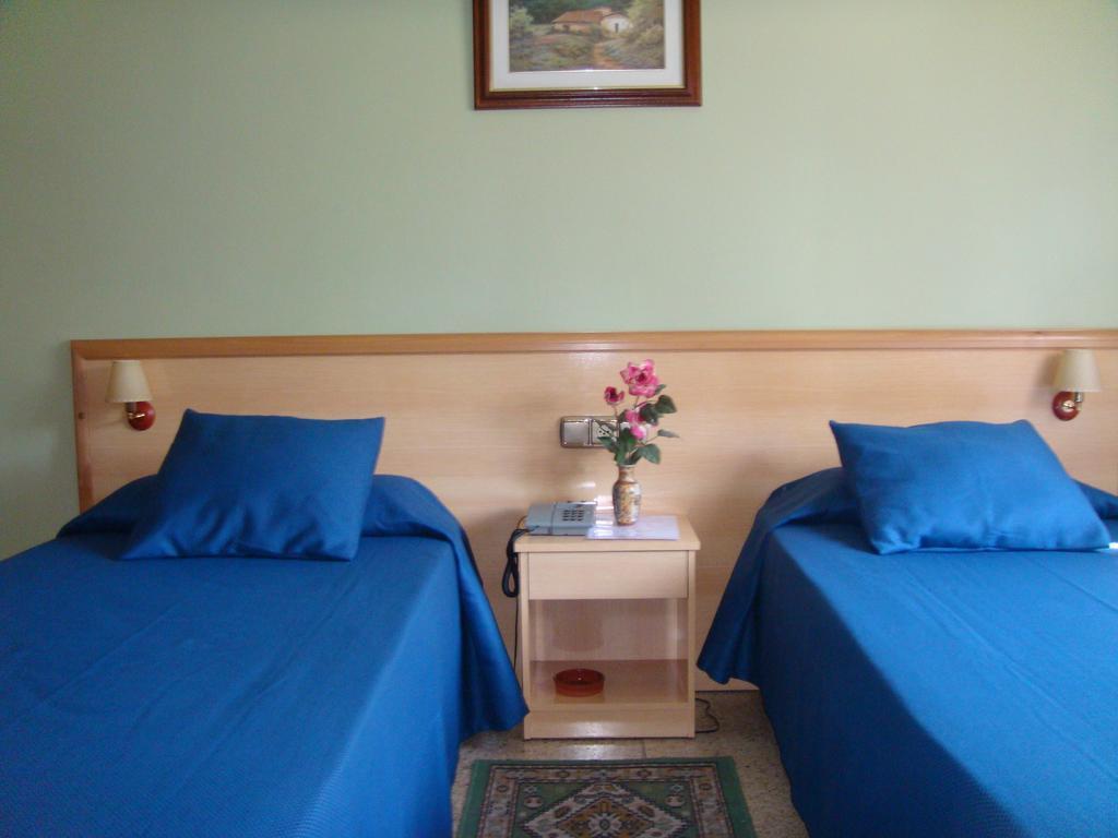 Hostal Casa Joan San Lorenzo de Morunys Bilik gambar